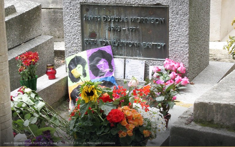 Au Père Lachaise â related to Jim Morrison Faked His Death