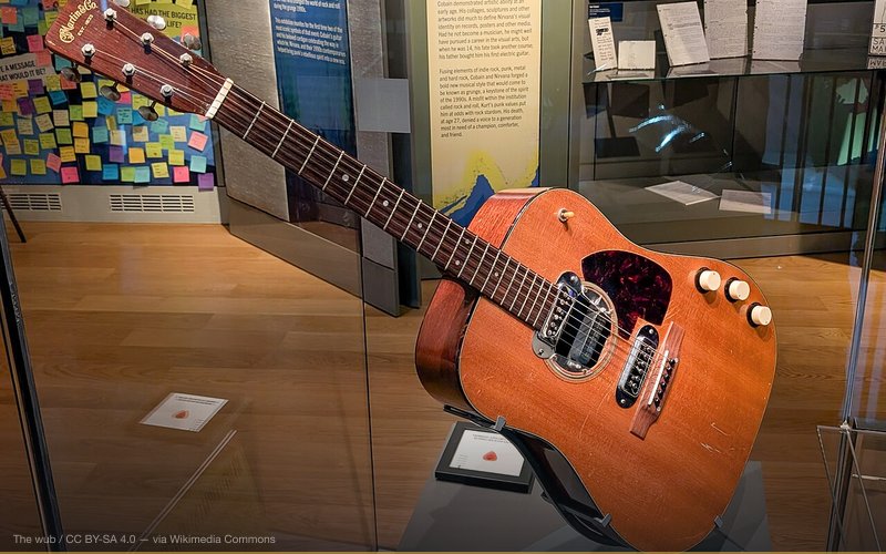 Kurt Cobain's Martin D-18E guitar used for MTV Unplugged, Royal College of Music Museum, London — related to Kurt Cobain Was Murdered