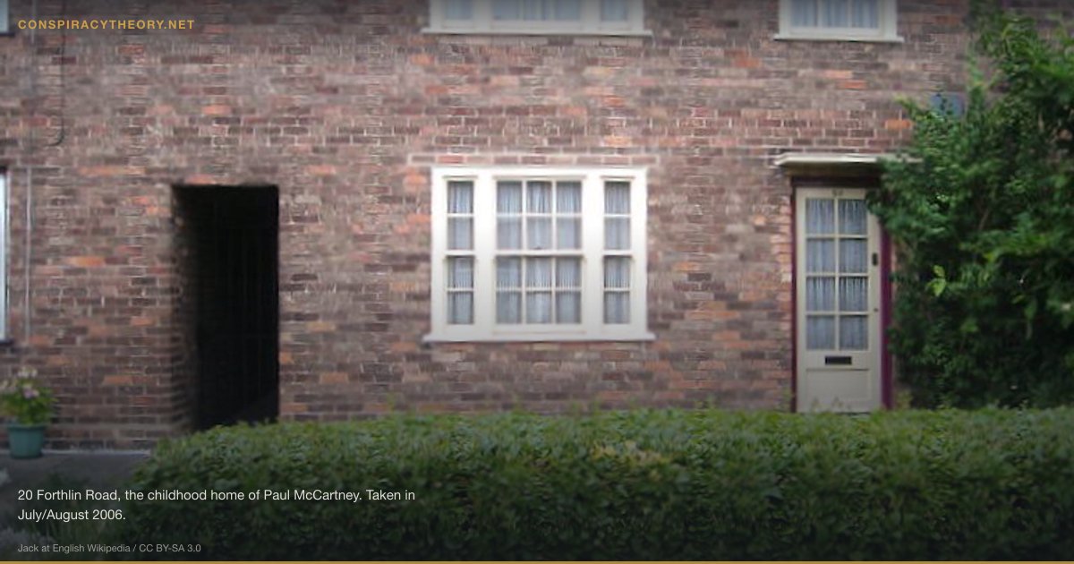 'Paul Is Dead' — Beatles Conspiracy (1969) — 20 Forthlin Road, the childhood home of Paul McCartney. Taken in July/August 2006.