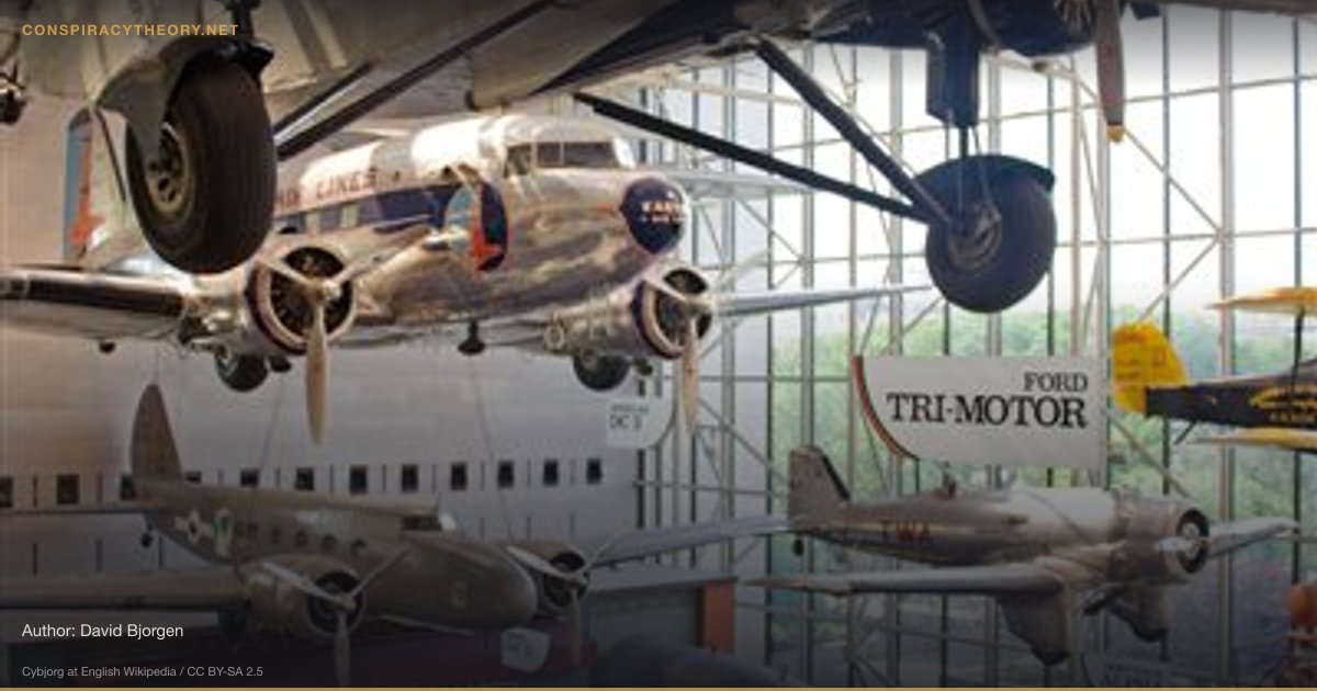 Smithsonian Institution Destroying Giant Skeletons (1880) — Author: David Bjorgen